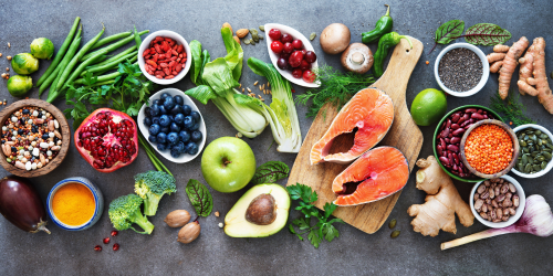 spread of healthy food